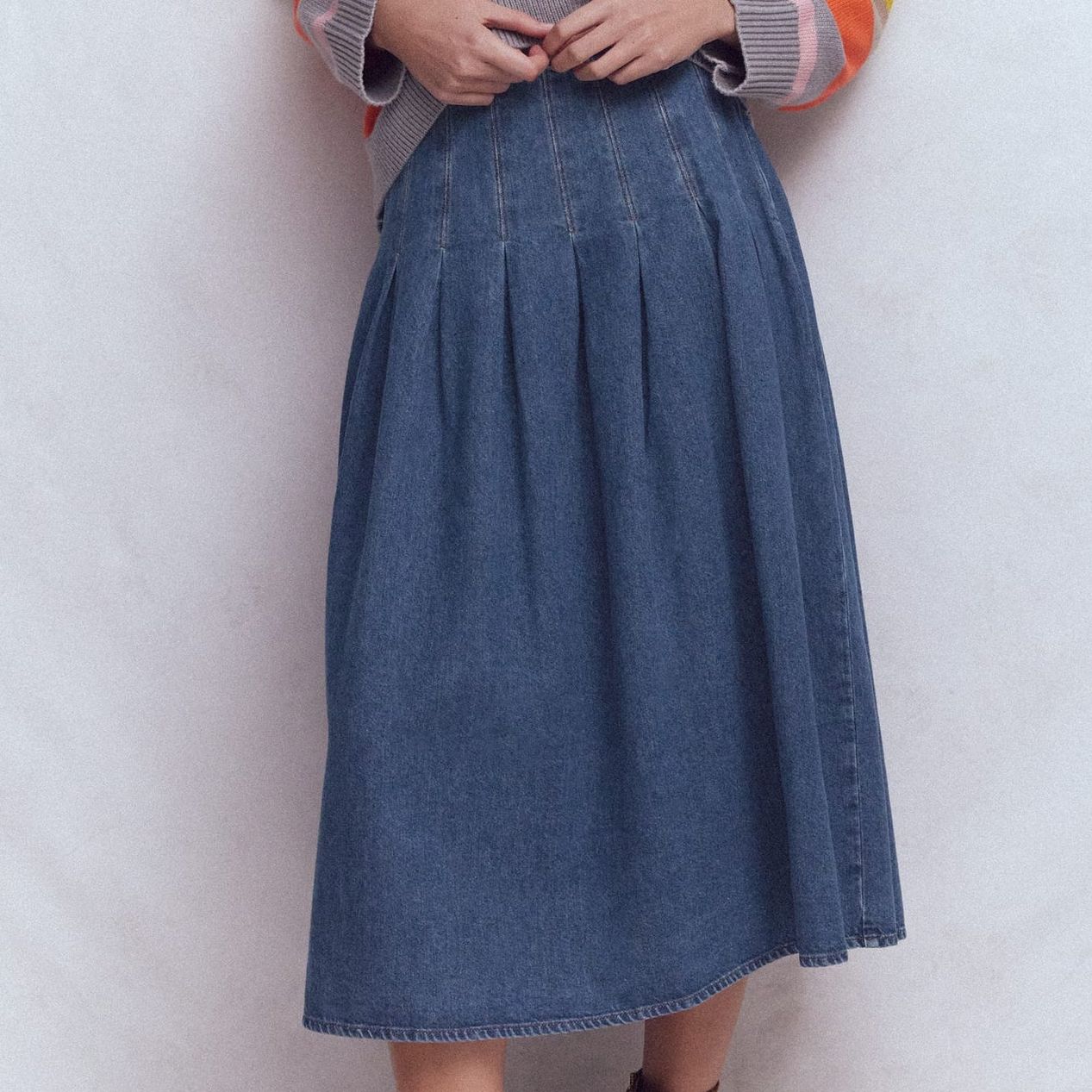 Valentina Denim Skirt-Mid Vintage
