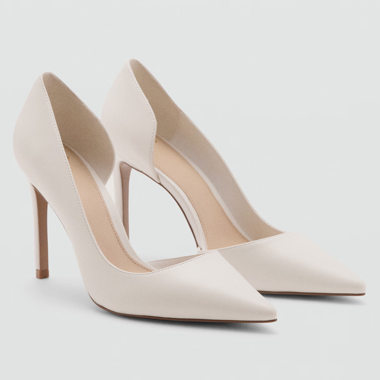Mango, white court heels
