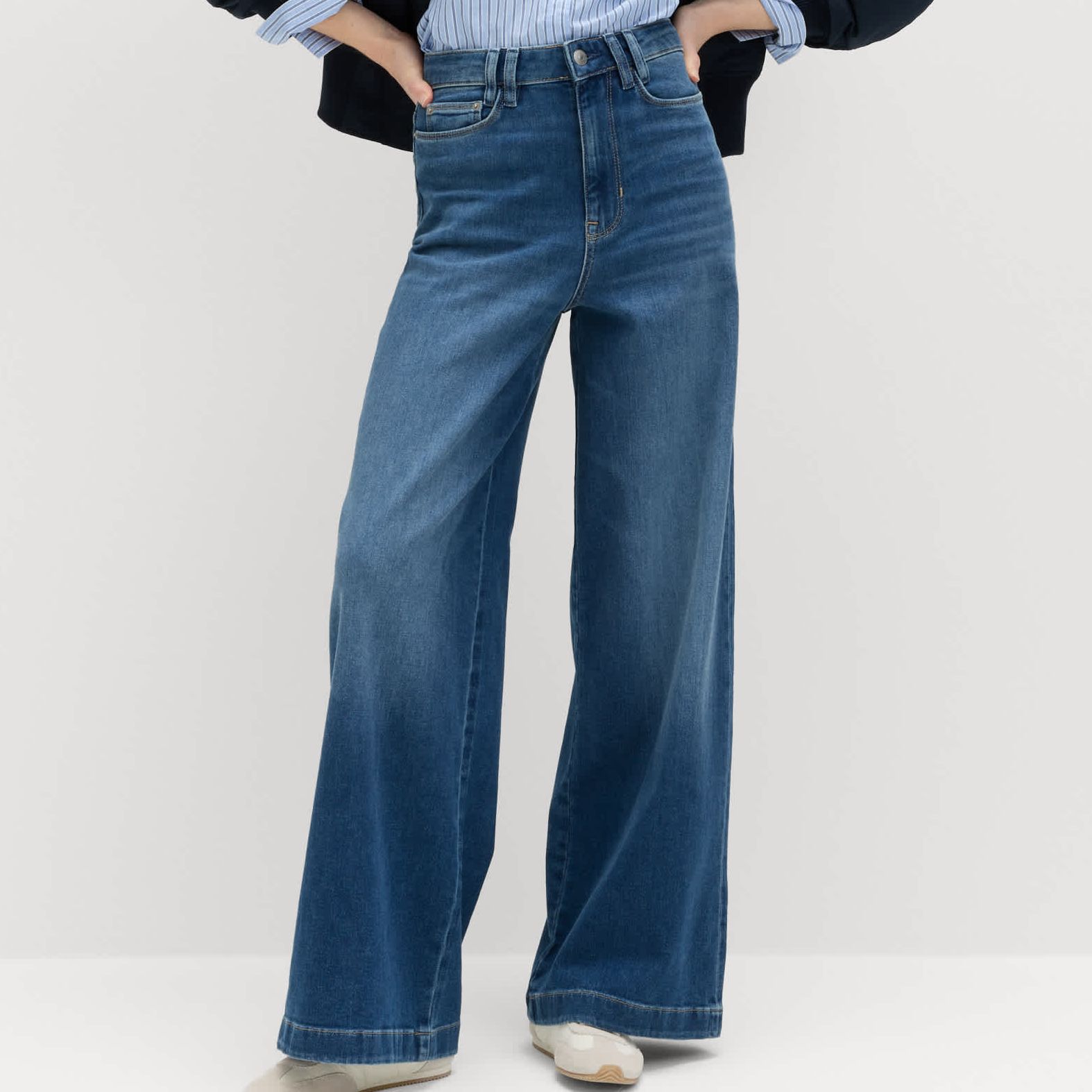 High Waisted Wide Leg Jeans