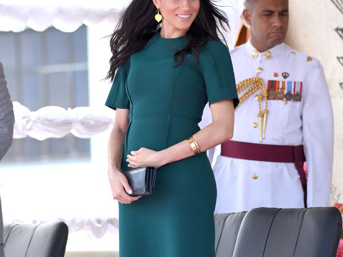 best maternity holiday dresses The Best Maternity Holiday Dresses for Parties & Church