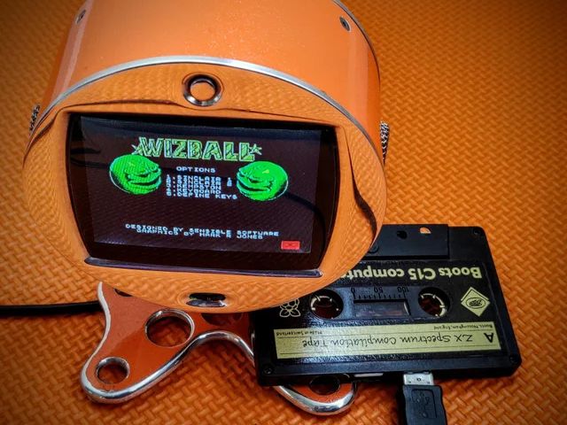 再入荷アイテム Pi Raspberry Zero a Inside From PC Spectrum ZX '80s Emulates Nintendo Switch