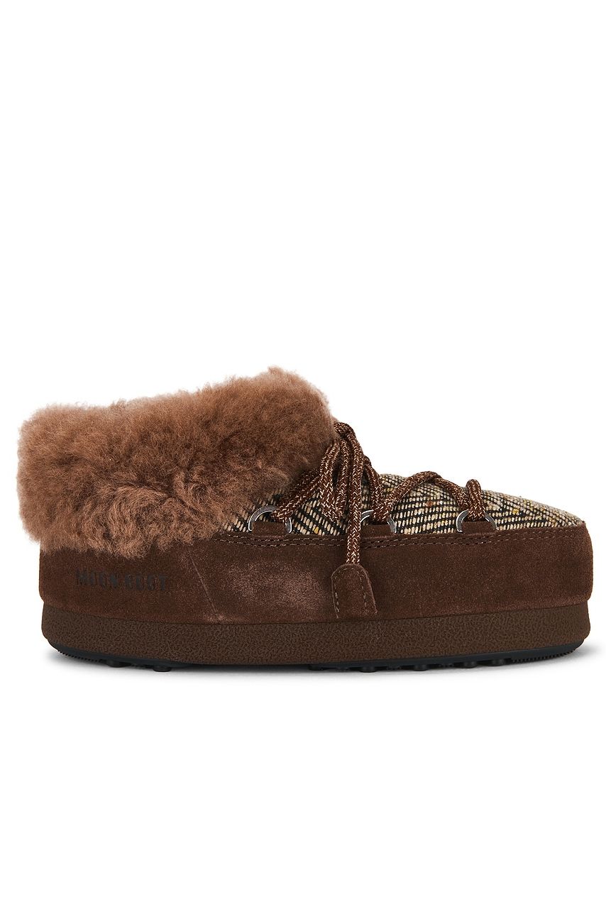 X Guest in Residence Evx Chalet Mule