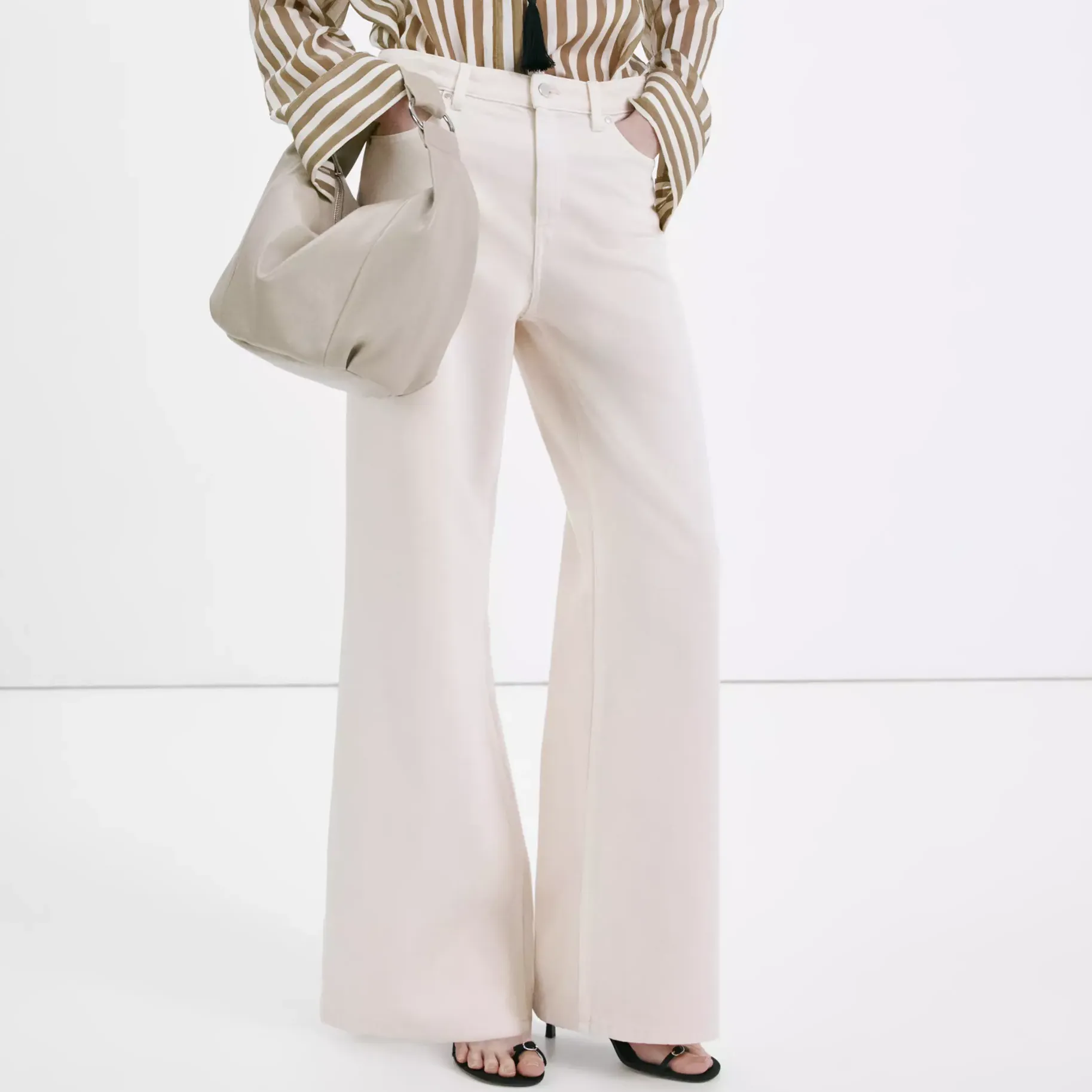 Wide Leg Mid-Rise Jeans - Women | Mango United Kingdom