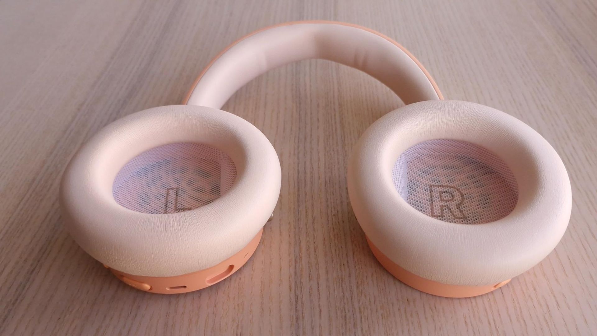 Beyerdynamic Aventho Y headphones in a listening room