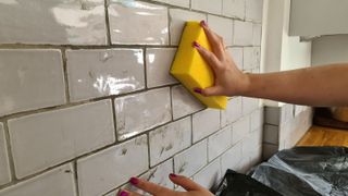 polishing tiles after grouting