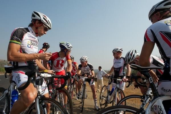 Some of the pros organised their own training rides in between the two races