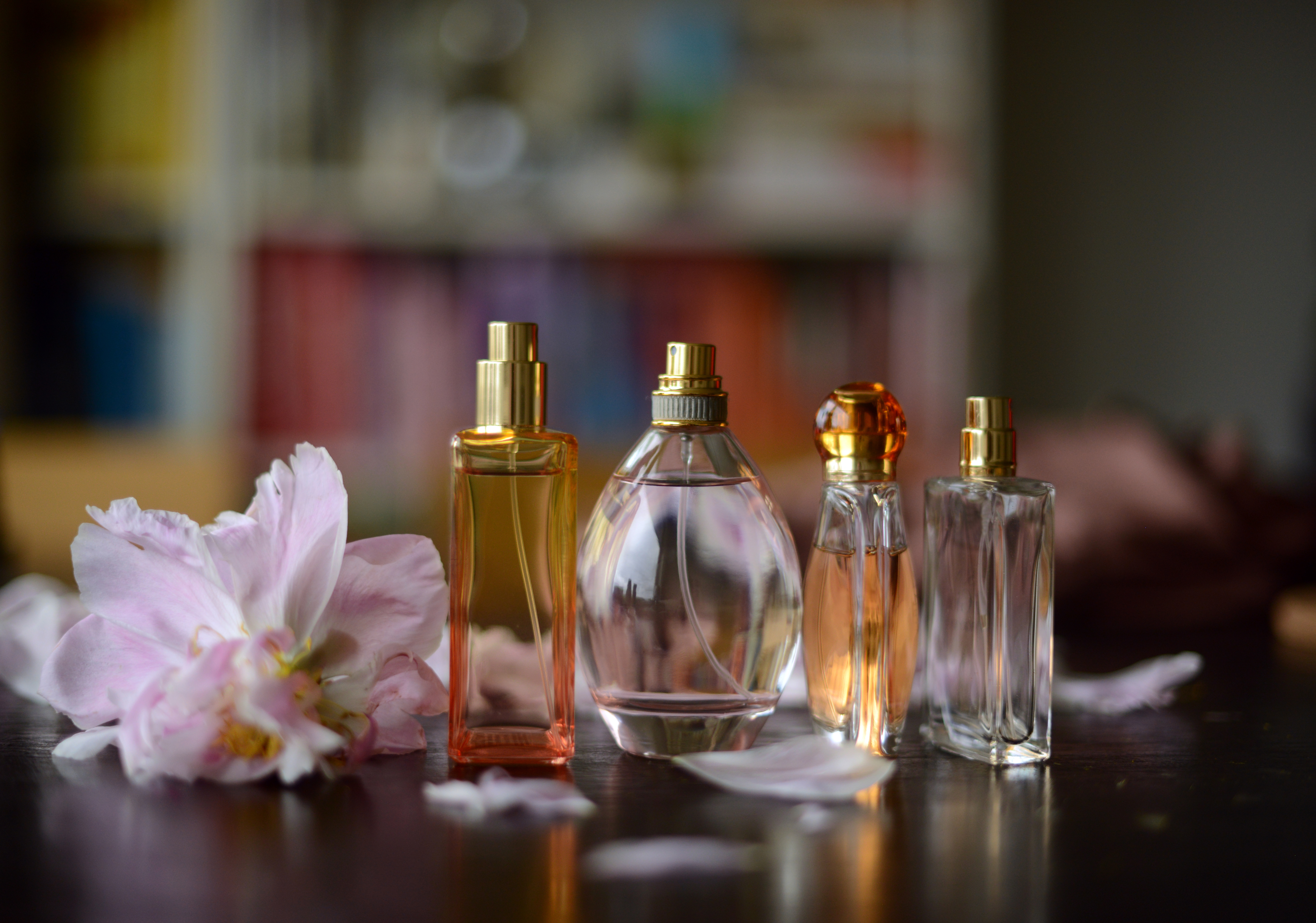signature scents uk
