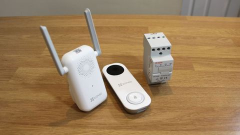 Image shows the Ezviz DB1C video doorbell.