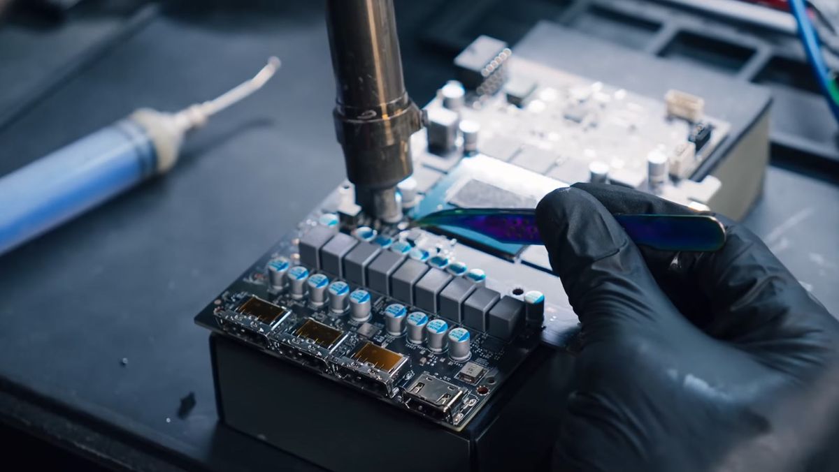 Nvidia RTX 4070 Ti with memory mod easily beats RTX 4080 in Superposition benchmark - Vimarsana News