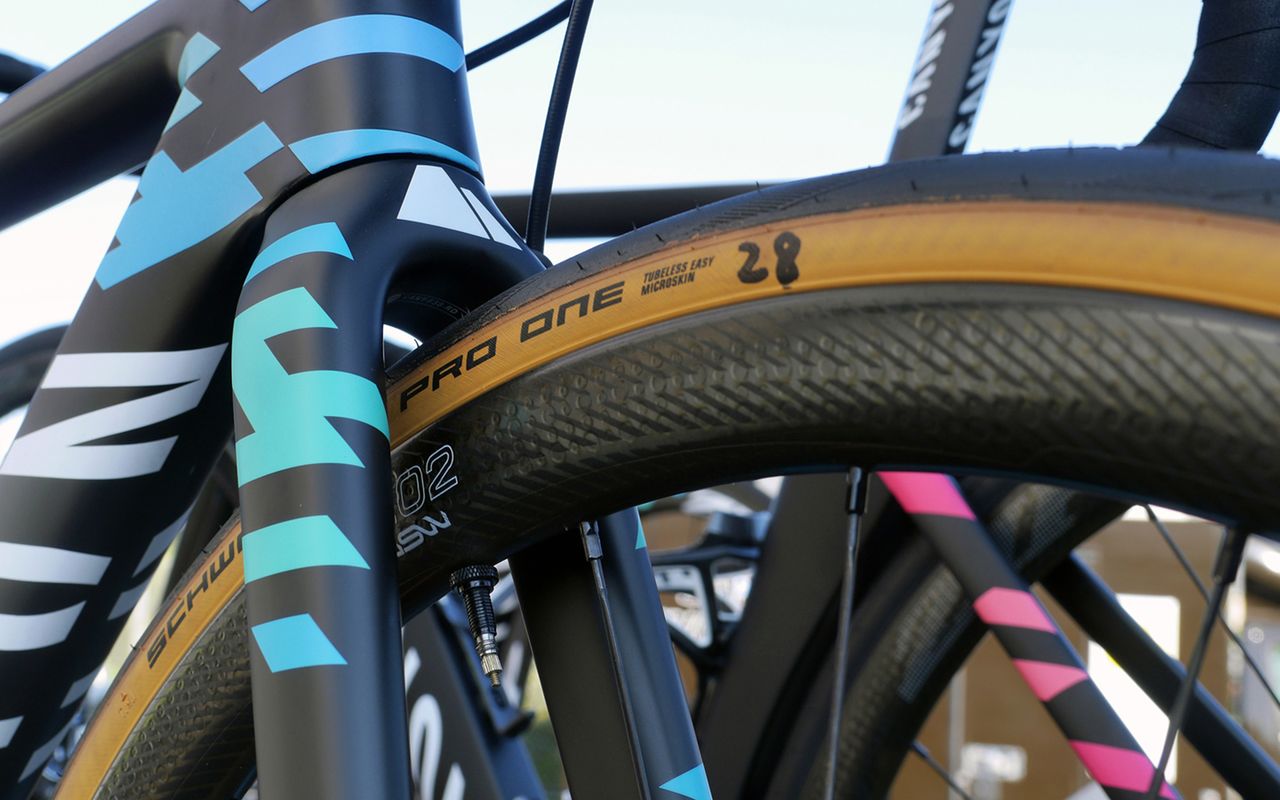 Canyon-SRAM's spare bikes were equipped with Schwalbe Pro One 28mm tubeless tyres
