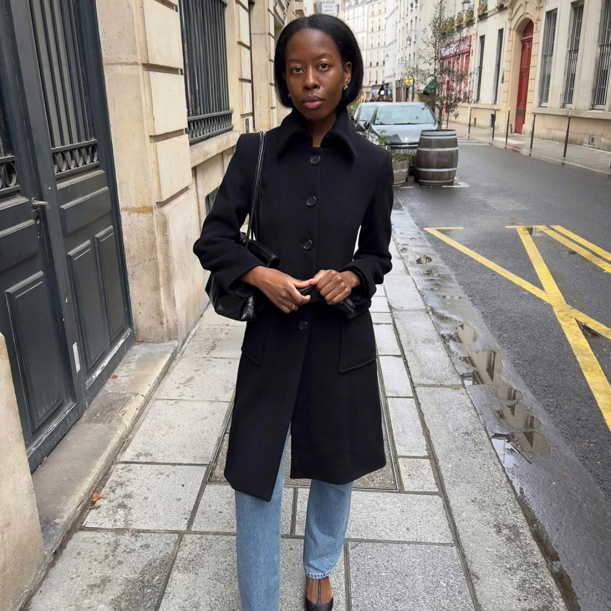 Sylvie Mus in stovepipe jeans