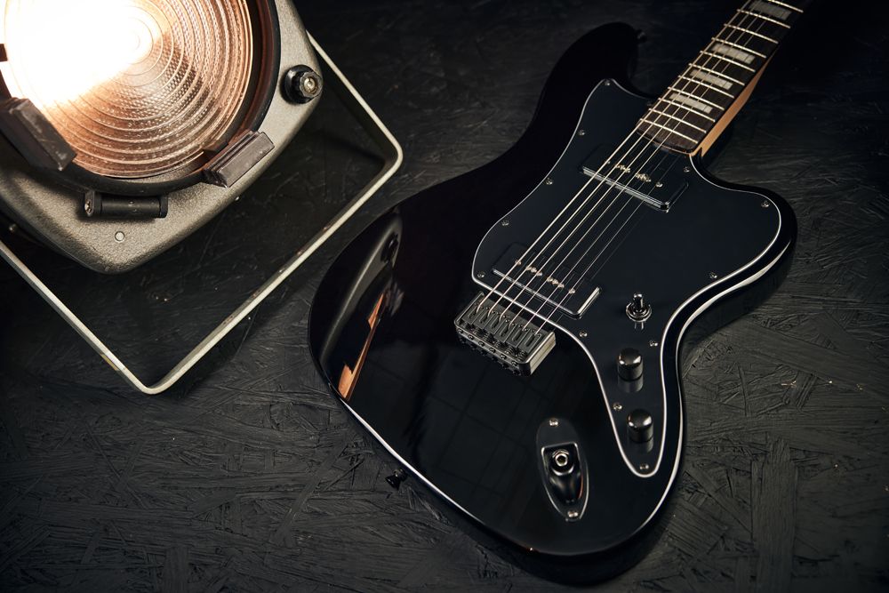 Harley Benton JA-Baritone
