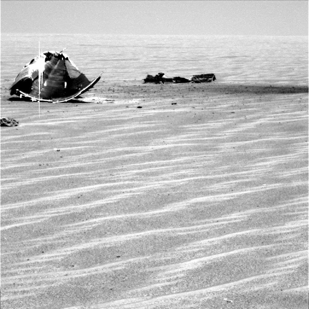 Rover Eyes Mangled Hardware on Mars