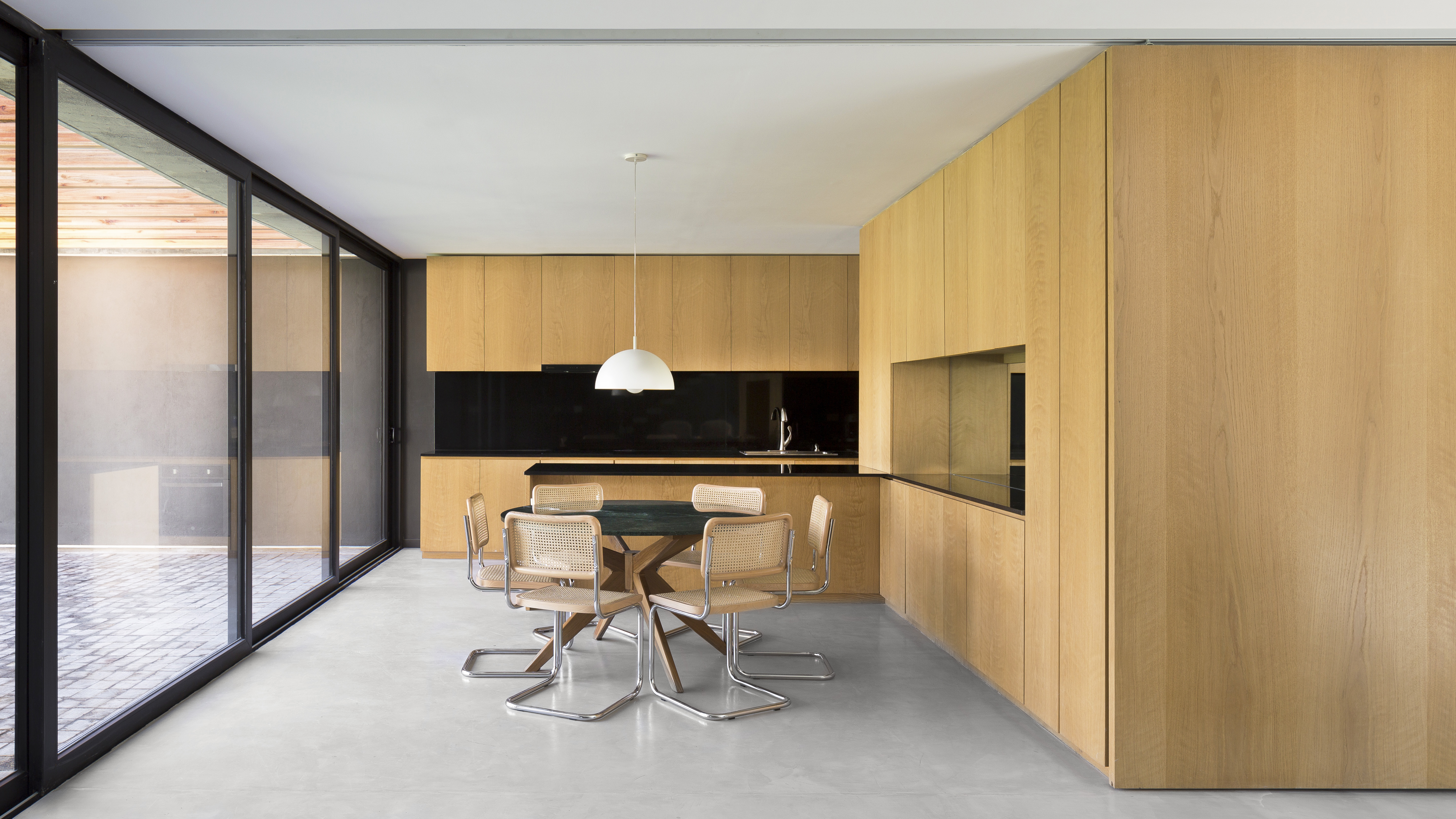 Casa mb dining