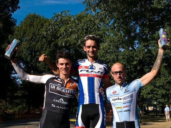 The men&rsquo;s podium (l-r): Mike Garrigan (La Bicicletta-Jetpower), Davide Franttini (Team Fuji) and Adam Myerson (Cycle-Smart).
