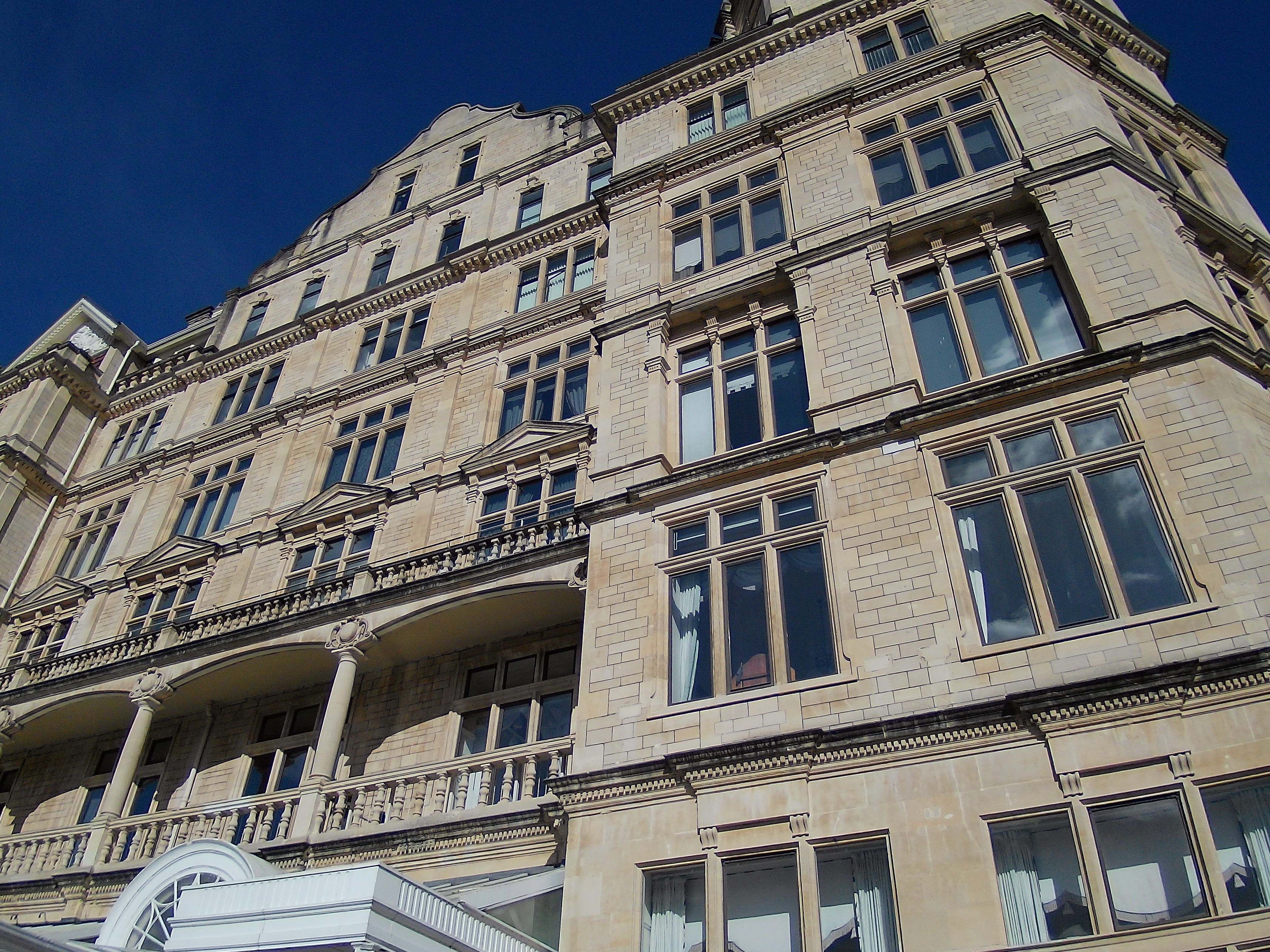 Yashica FX-D 100 sample image