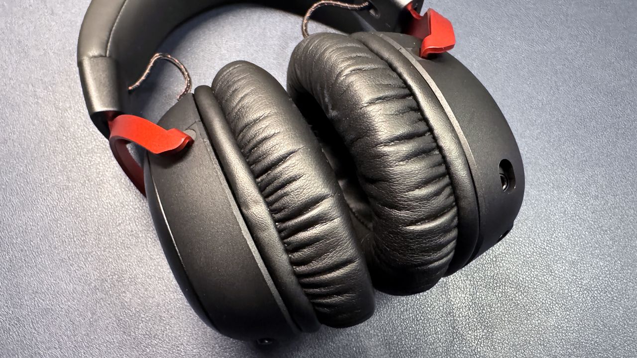 HyperX Cloud III S Wireless