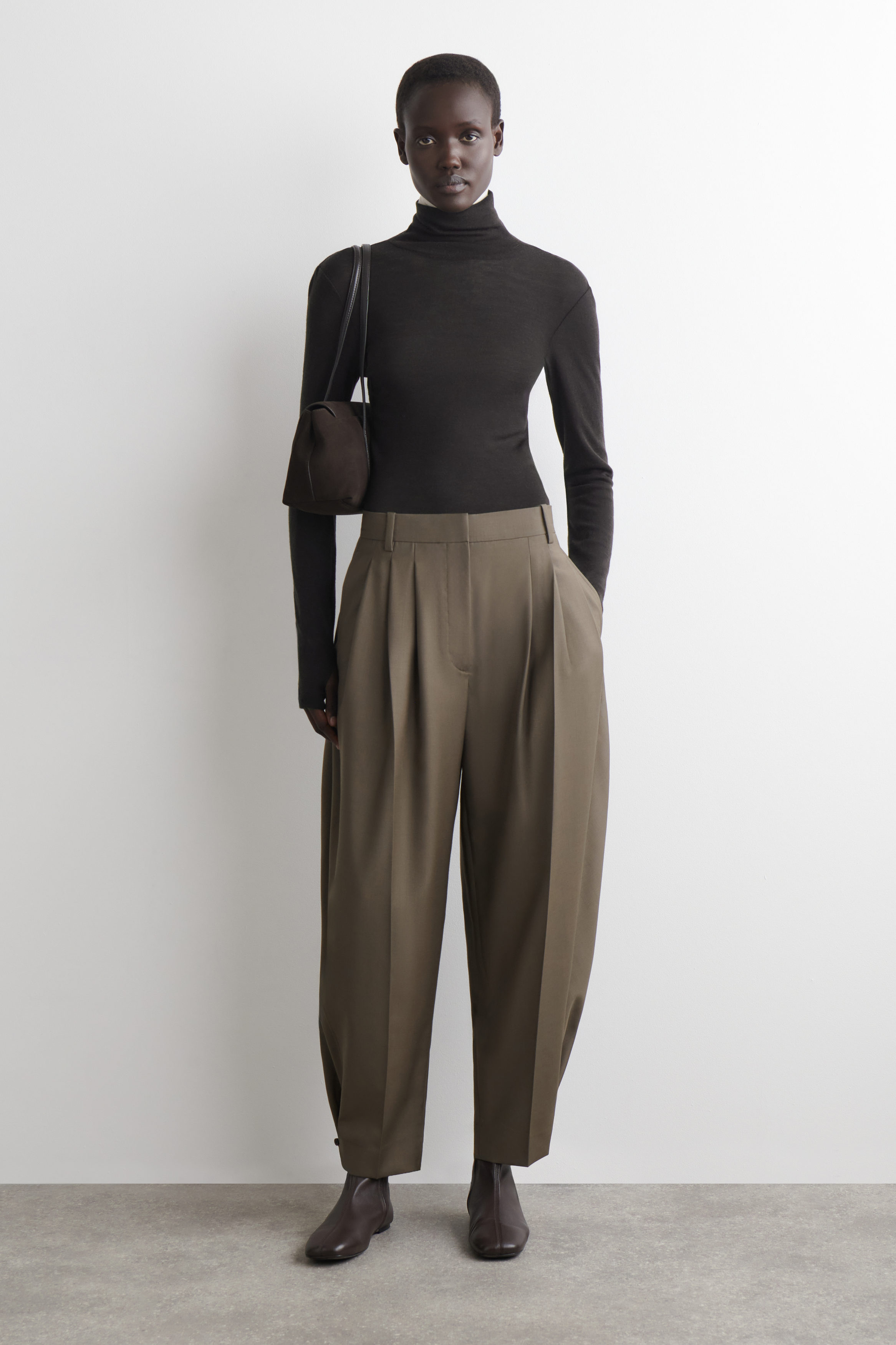 Pleated Barrel-Leg Wool Trousers