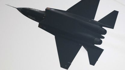 Chinese J-31 stealth fighter performs at Airshow in Zhuhai, south China