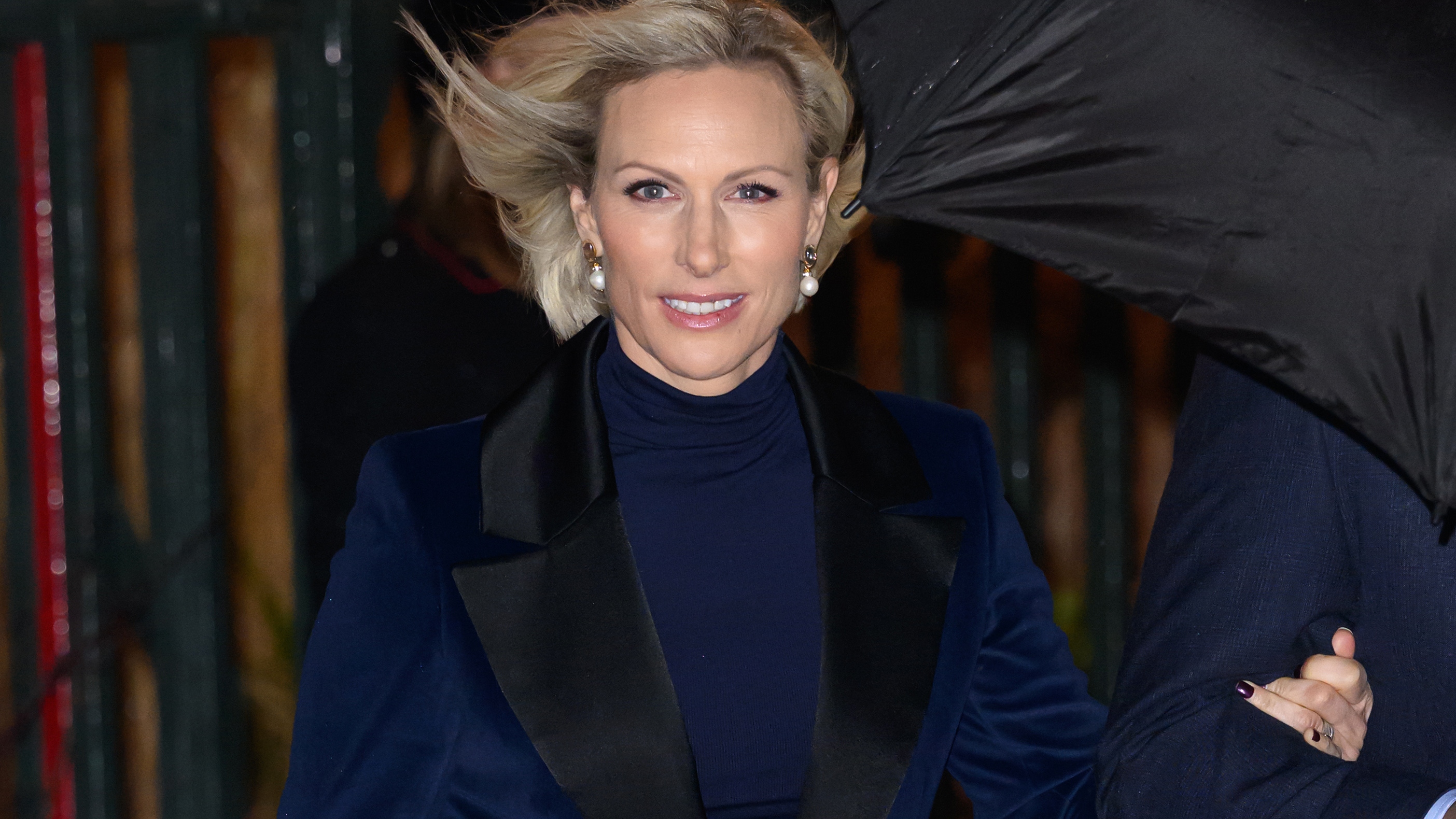  Zara Tindall departs after attending the &#039;Together At Christmas&#039; Carol Service at Westminster Abbey on December 05, 2025 in London, England. Led by The Princess and supported by The Royal Foundation, the annual event offered a chance to pause and reflect on the values of love, compassion, and the connections we share. The service also highlighted remarkable individuals from across the UK who have demonstrated extraordinary kindness, empathy, and support within their communities. (Photo by Karwai Tang/WireImage)