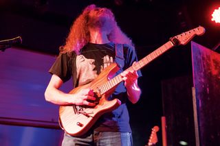 Everybody have a good time! Guitarist Guthrie Govan shreds for Manchester