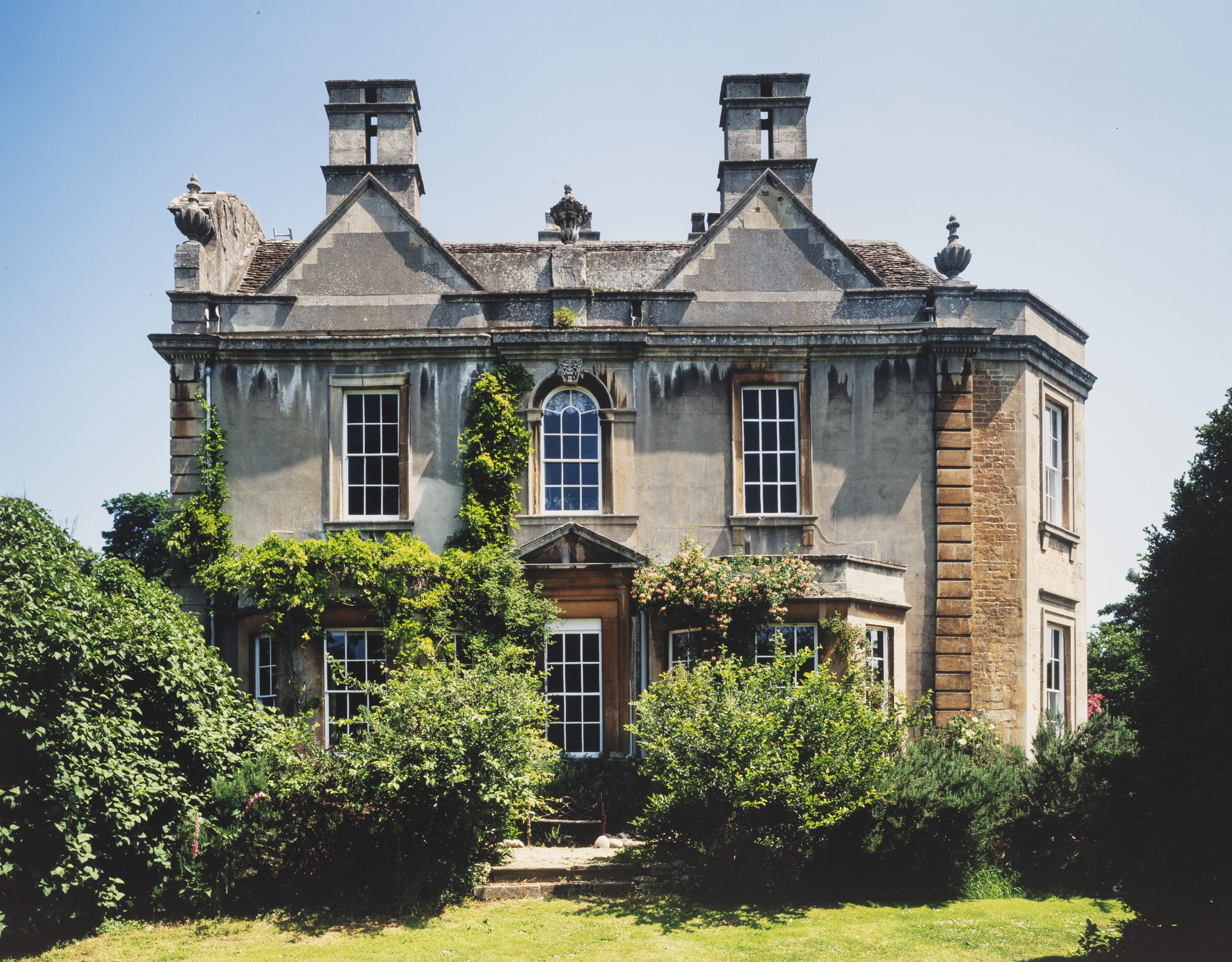 The Ivy in Chippenham, Wiltshire, former home of Isabel and Julian Bannerman, as pictured in Country Life in 1992.