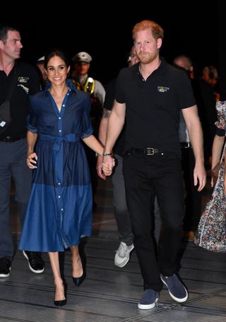 meghan markle - blue dress