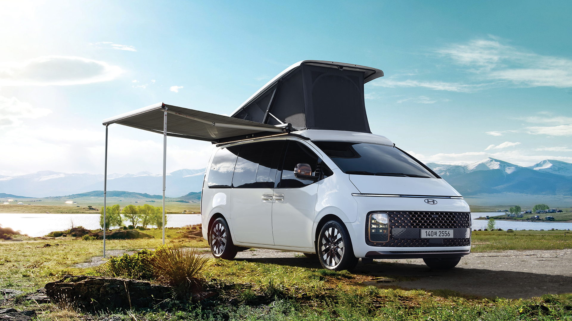 Hyundai Staria Camper Concept