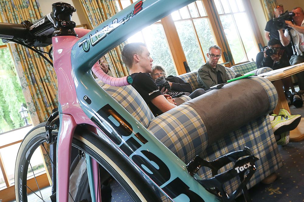 Steven Kruijswijk (LottoNL-Jumbo) and his Bianchi
