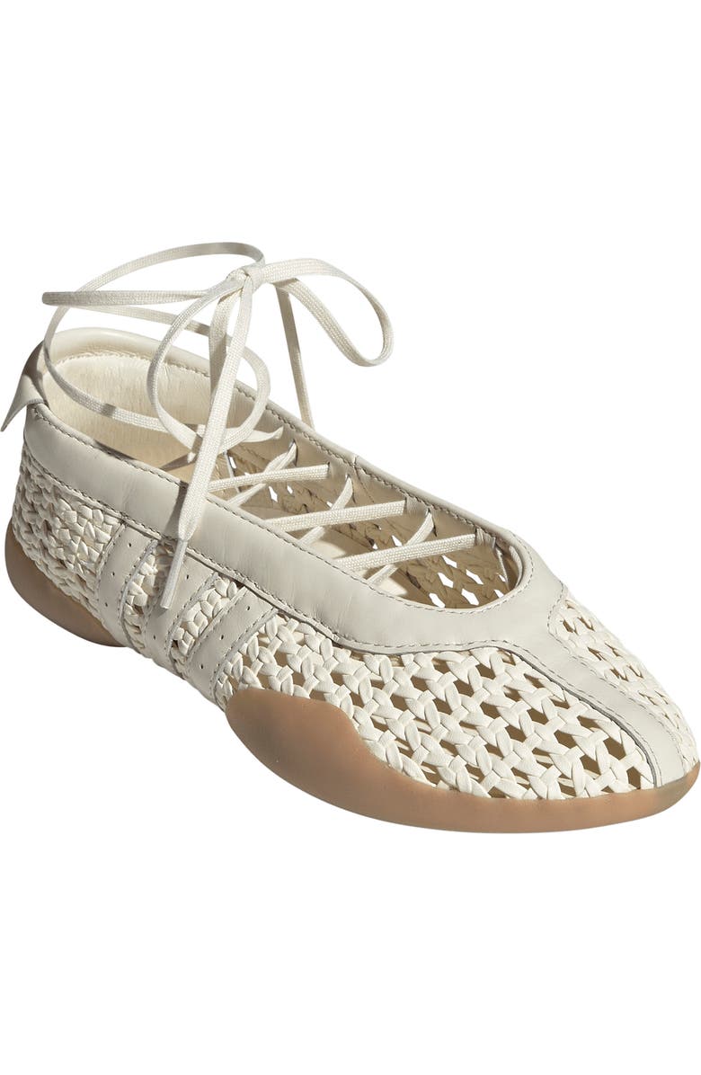 taekwondo mei sneaker