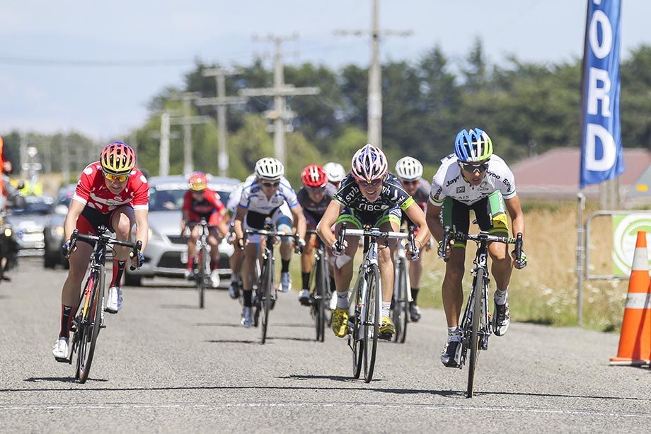 Katrin Garfoot sprints for the stage win