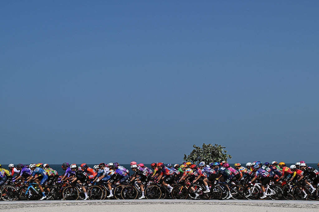 MADINAT ZAYED, UNITED ARAB EMIRATES - FEBRUARY 05: A general view of the peloton competing during the 4th UAE Tour Women 2026, Stage 1 a 111km stage from Al Mirfa to Madinat Zayed on February 05, 2026 in Madinat Zayed, United Arab Emirates. (Photo by Tim de Waele/Getty Images)