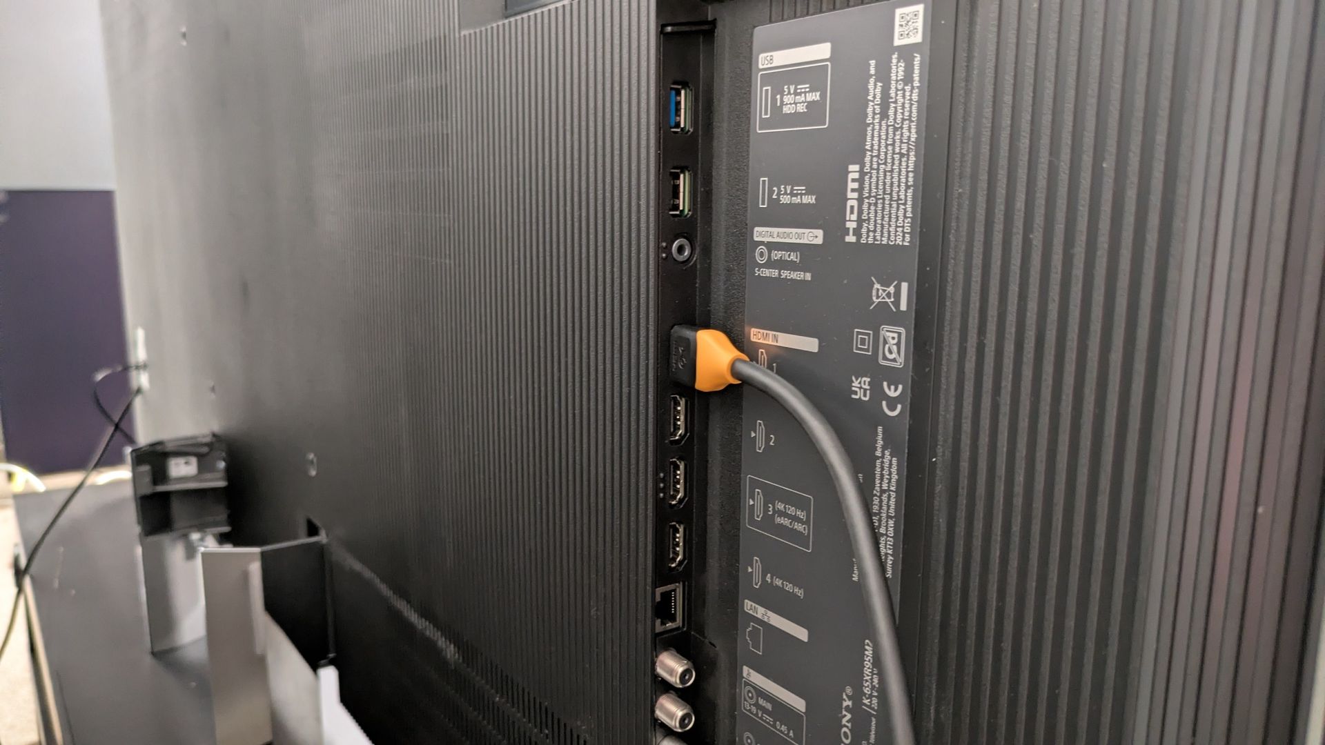 Sony Bravia 9 II ports