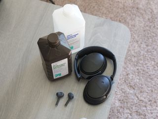 How to discount clean bose headphones