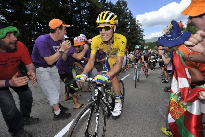 Tour leader Daryl Impey (Orica GreenEdge) conceded nearly eight minutes and the maillot jaune to Chris Froome
