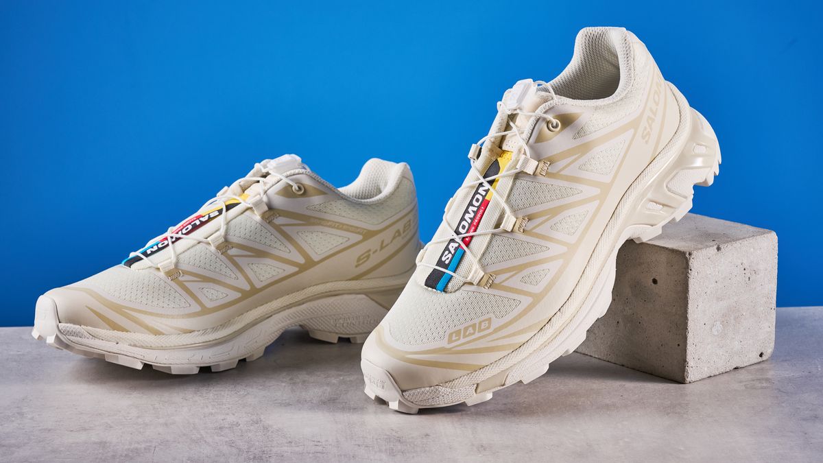 Salomon XT-6 in Vanilla Ice photographed in front of a blue background