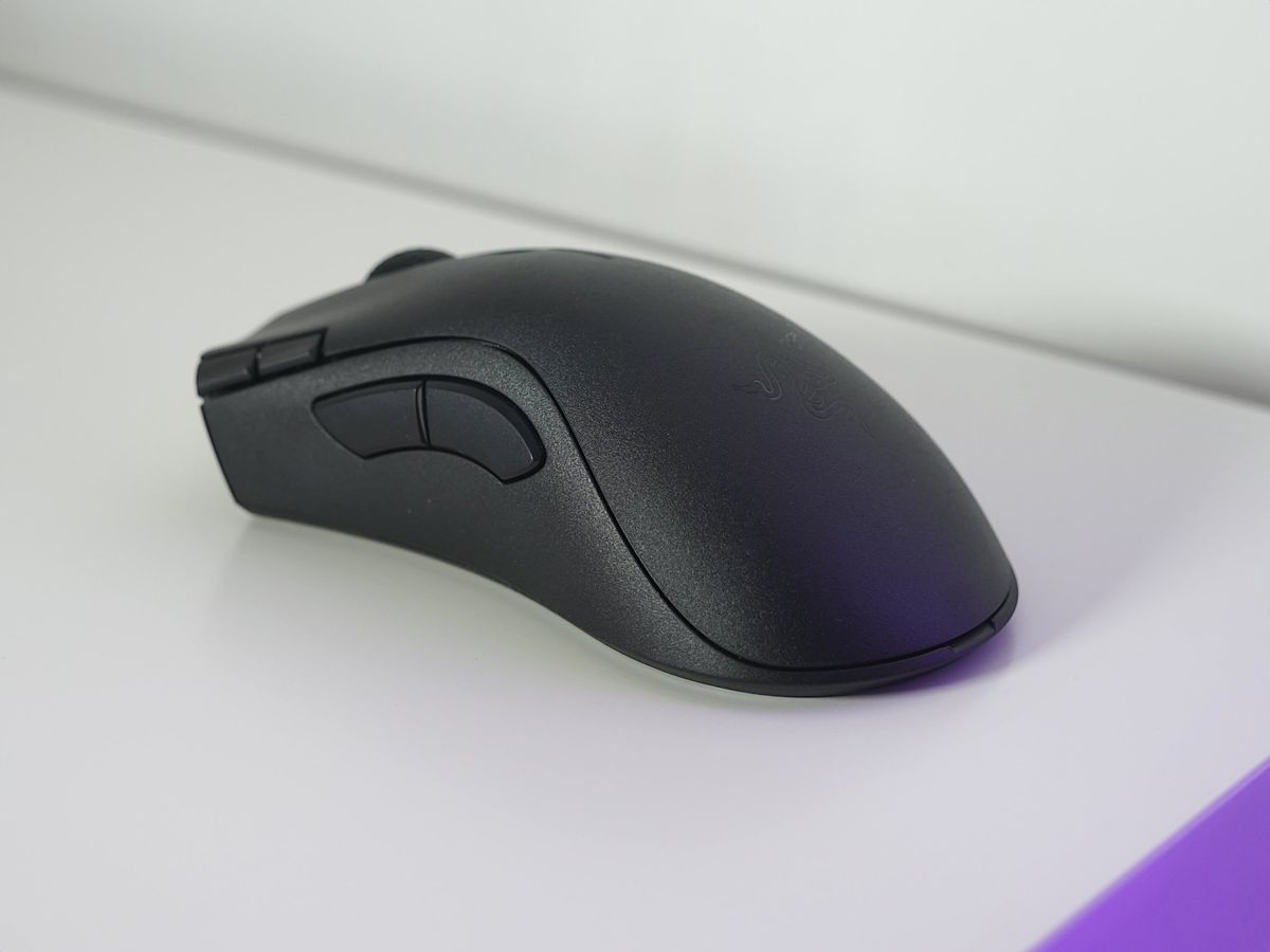 Razer DeathAdder V2X HyperSpeed review: The best wireless gaming mouse for  the masses