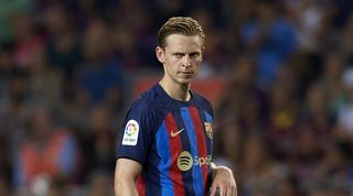 Manchester United target Frenkie de Jong