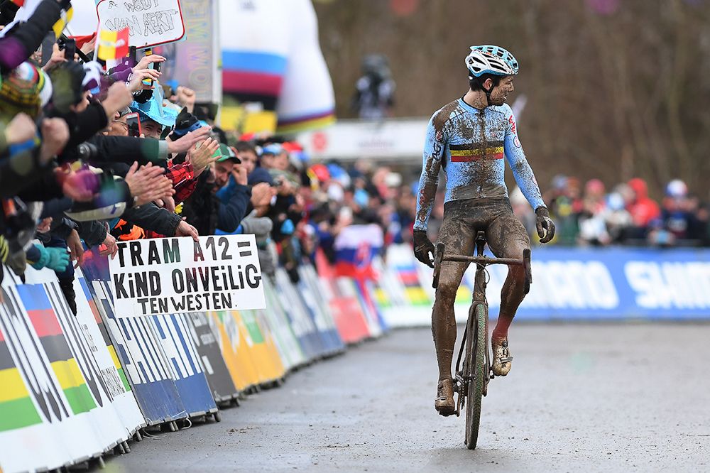 Wout van Aert wins the 2017 UCI Cyclo-cross World Championship