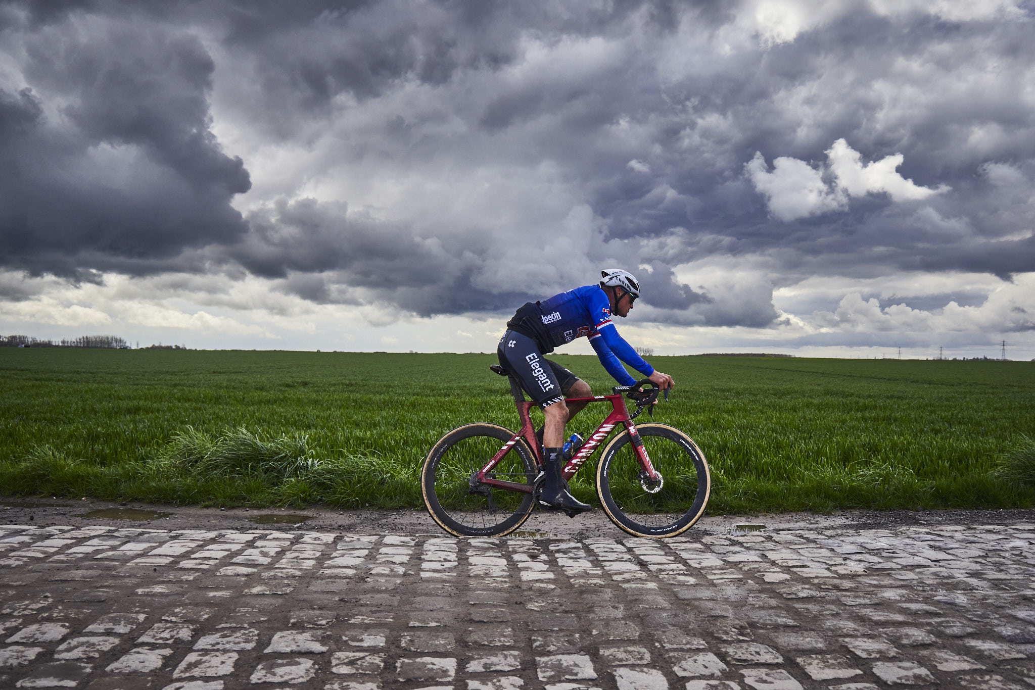 Mathieu van der Poel misses partner in crime Pogacar for Paris-Roubaix Cyclingnews