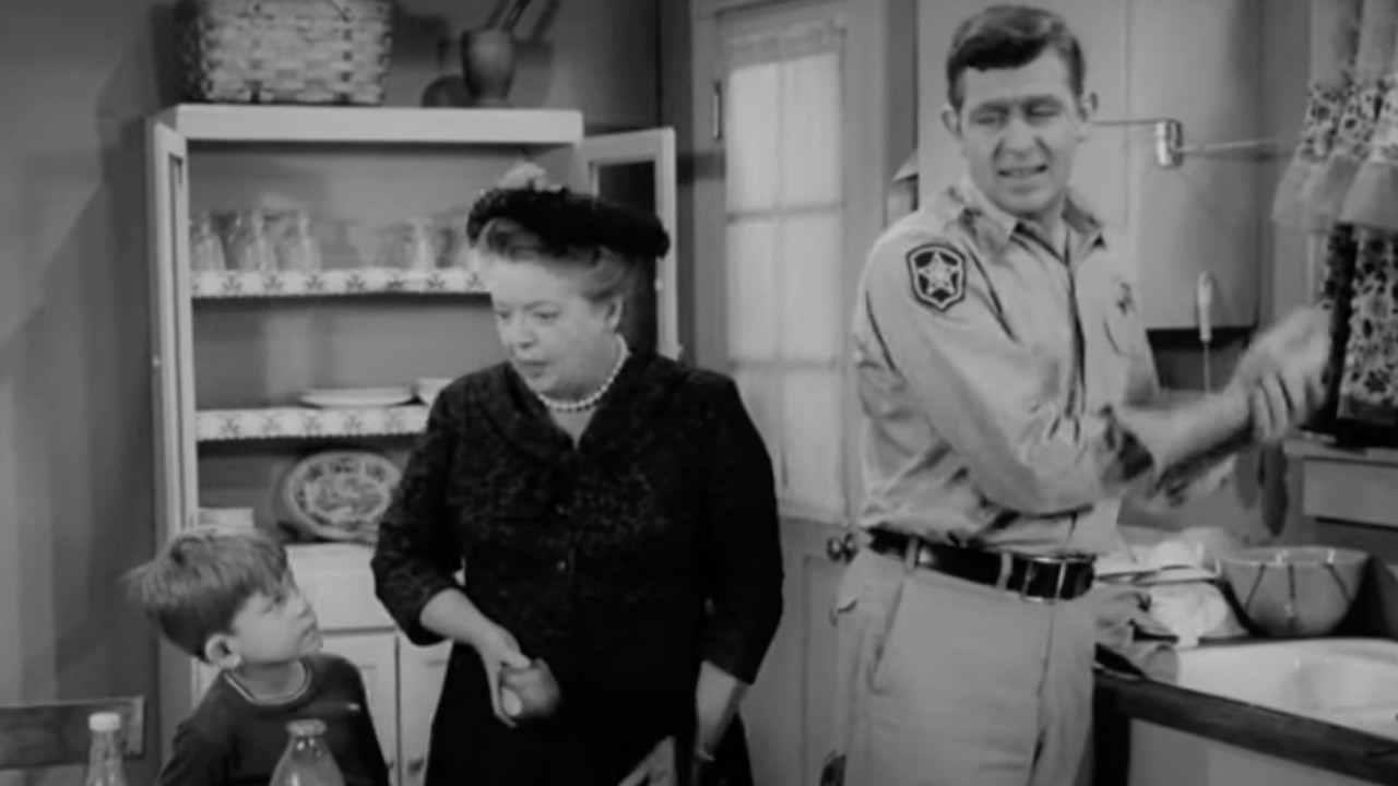Opie Aunt Bee and Andy Taylor in the kitchen on The Andy Griffith show.