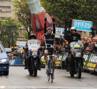 Victor Cabedo (Orbea Continental) wins the stage
