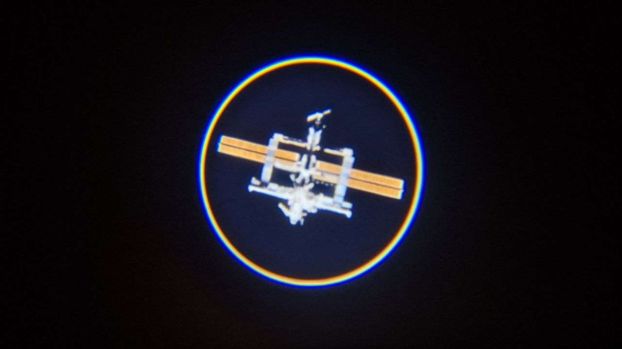 Science Can Solar System Planetary Projector projection
