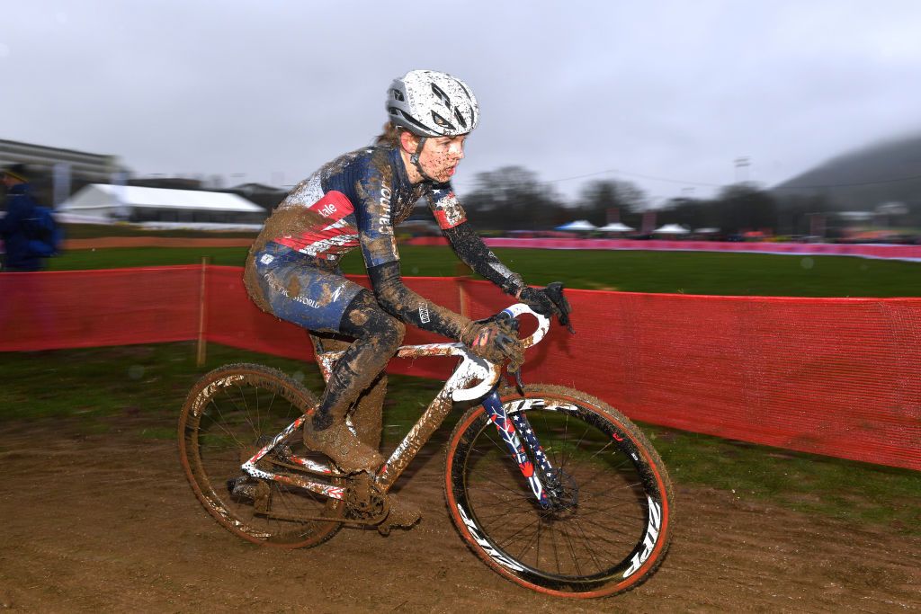 BESANCON FRANCE NOVEMBER 28 Clara Honsinger of The United States and Team CannondaleCyclocrossworld competes during the 6th Besanon UCI CycloCross Worldcup 2021 Womens Elite CXWorldCup UCIcyclocrossWC on November 28 2021 in Besancon France Photo by Luc ClaessenGetty Images