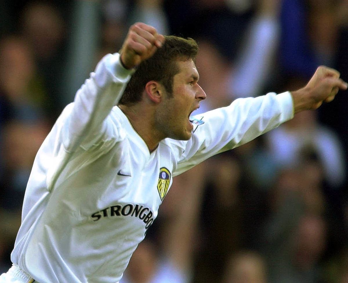 Leeds v Liverpool Viduka goal