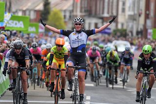 Kirsten Wild wins the Women's Tour de Yorkshire 2016