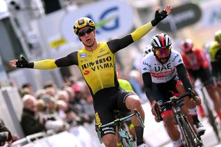 Dylan Groenewegen wins the sprint for 2019 Driedaagse Brugge-De Panne