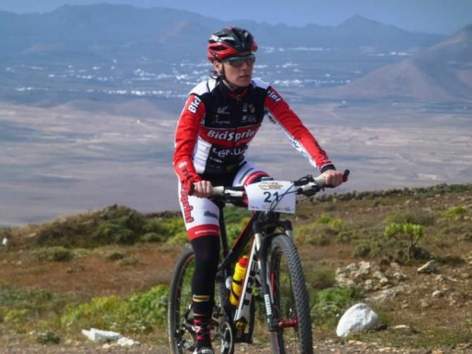 Sandra Santanyes on her way to second place
