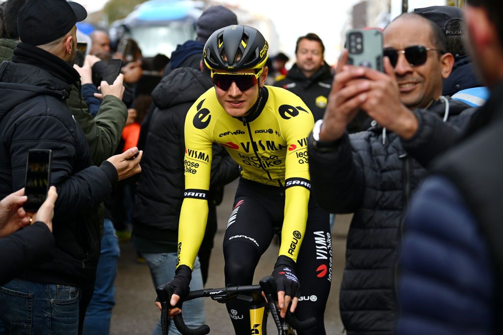 XINZO DE LIMIA SPAIN FEBRUARY 24 Wilco Kelderman of The Netherlands and Team Visma Lease a Bike prior to 3rd O Gran Camio The Historical Route 2024 Stage 4 a 1732km stage from Xinzo de Limia to Castelo de Ribadavia on February 24 2024 in Xinzo de Limia Spain Photo by Dario BelingheriGetty Images