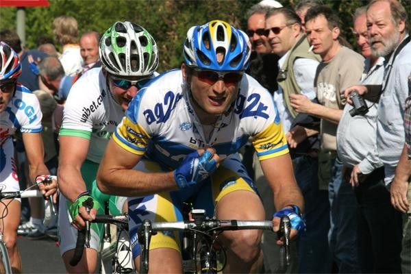 AG2R's Yury Krivtsov drives it on the climb